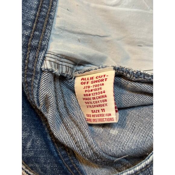 Junior Girls Jake Jeans Allie Cut Off Denim Jean Distressed‎ Shorts Size 11 - Picture 6 of 10